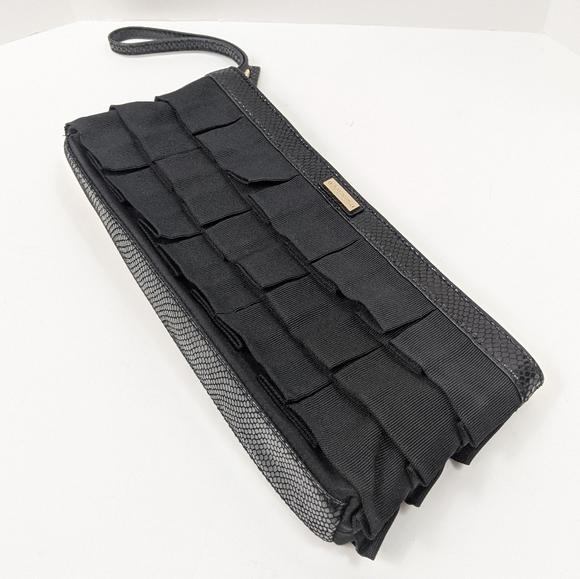 kate spade Handbags - Kate Spade Wristlet